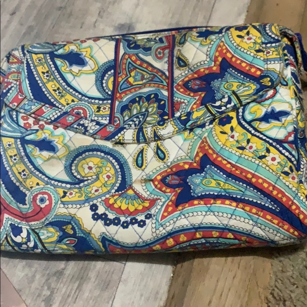 Vera Bradley messenger bag colorful
